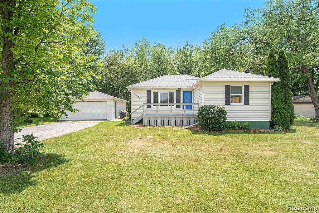 7301 Hill Rd Swartz Creek Mi Zillow