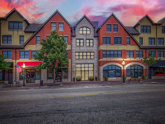 3rd image of 10 E Burlington St Unit 3B