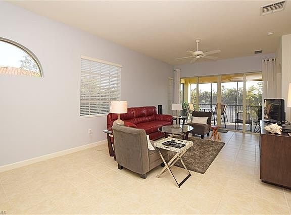 2nd image of 8621 Piazza Del Lago Cir Unit 201