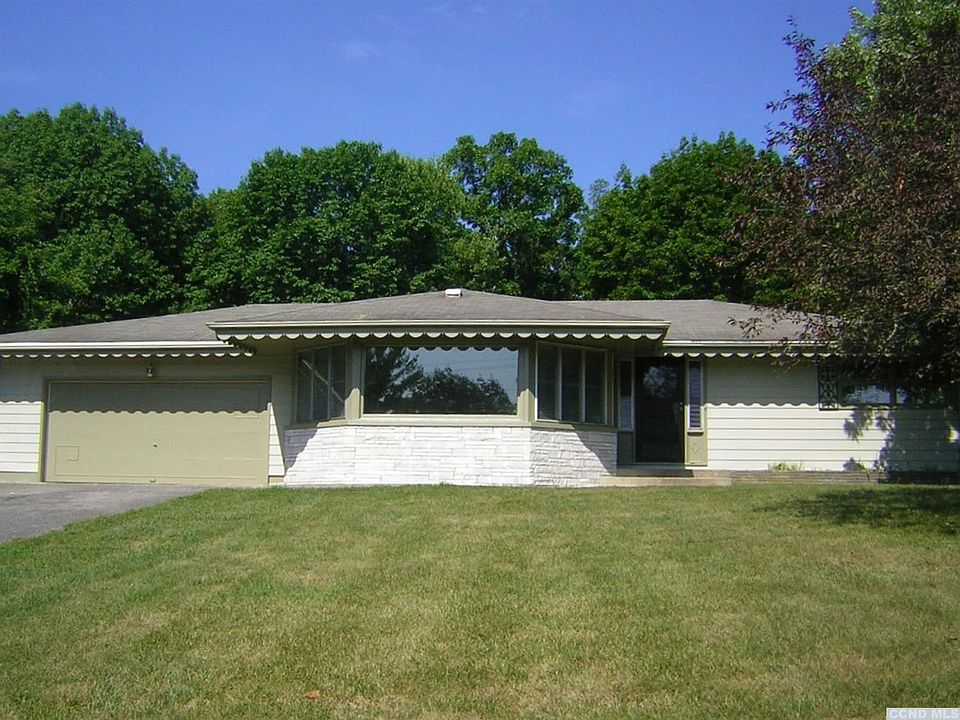 1st image of 437 Schoharie Tpke