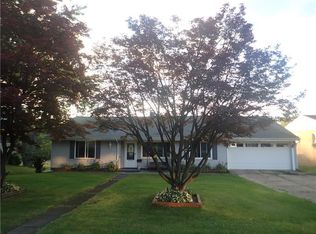 1230 W Grandview Blvd, Erie, PA 16509