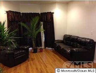 2nd image of 24 Holly St