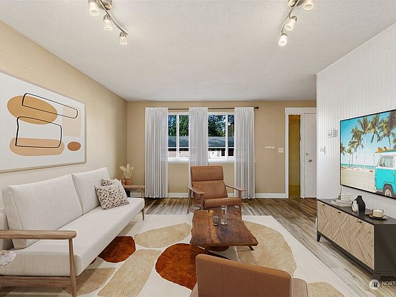 4th image of 2525 Lassen Court