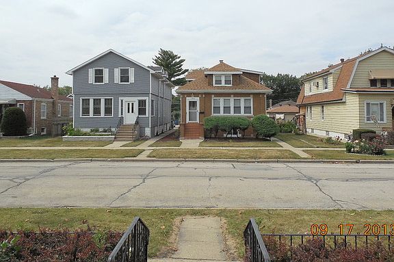 2nd image of 2911 Gustav St