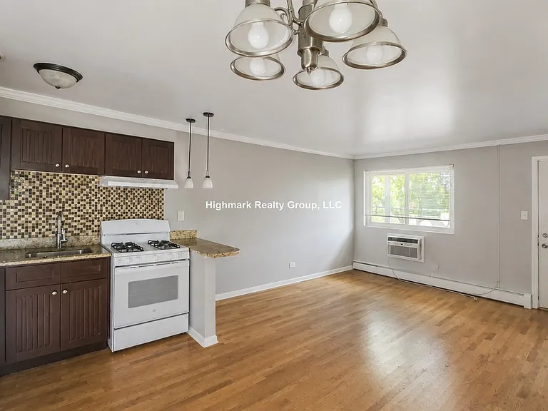 8500 Waukegan Rd #12 — Photo 5