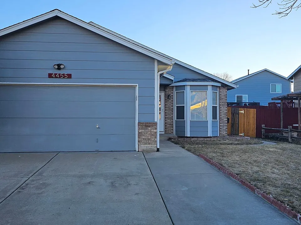 4455 Witches Hollow Ln