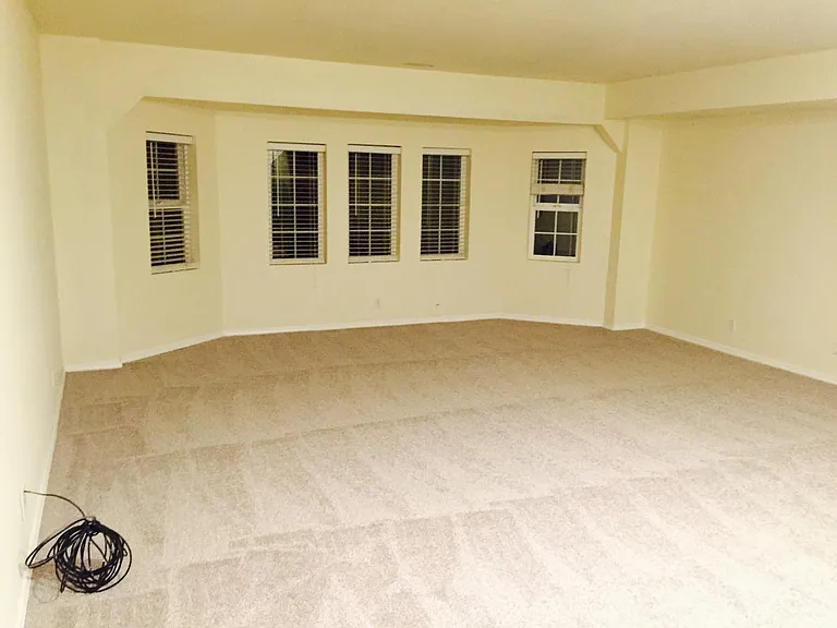 22304 1/2 SE 18th Ct — Photo 6