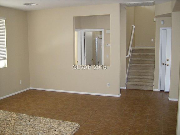 5th image of 10398 Catclaw Ct