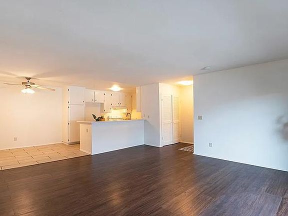 3rd image of 2511 W Sunflower Ave Unit F13