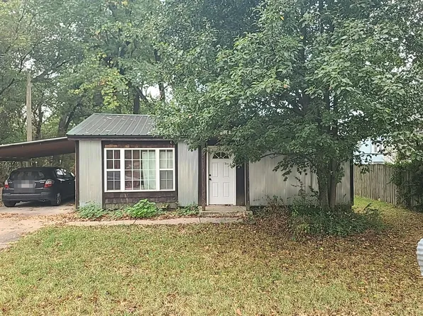 810 E Twin Springs St, Siloam Springs, AR 72761