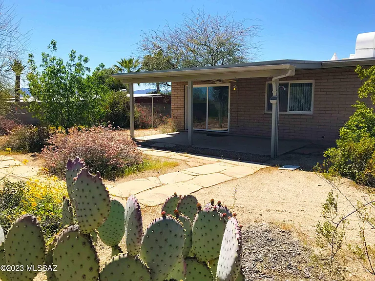 7800 N Nicole Pl — Photo 40