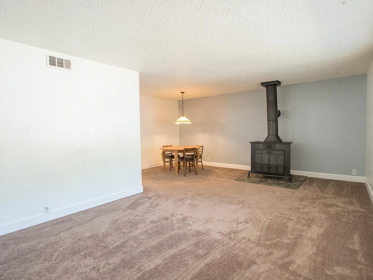 3 bed, 1513 sqft, $2,800 — Photo 3