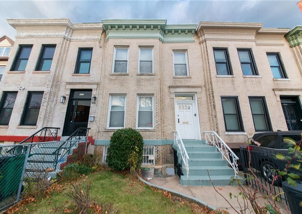 1st image of 335 Bay Ridge Pkwy