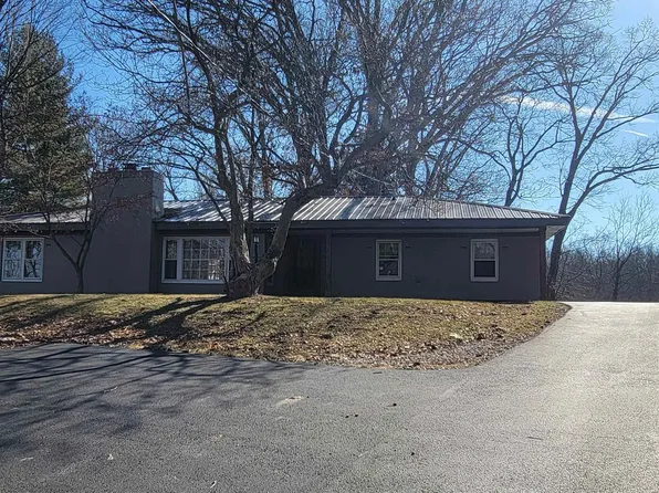 22167 Spring Creek Rd, Washington, IL 61571