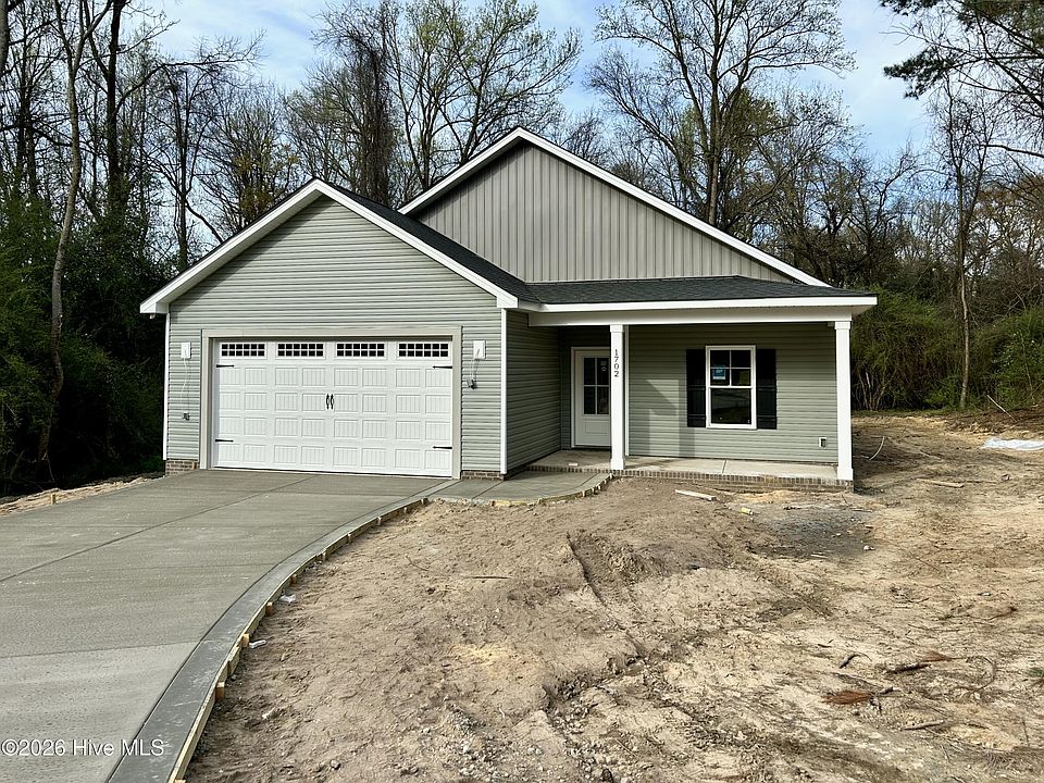 1st image of 1702 Cardinal Drive