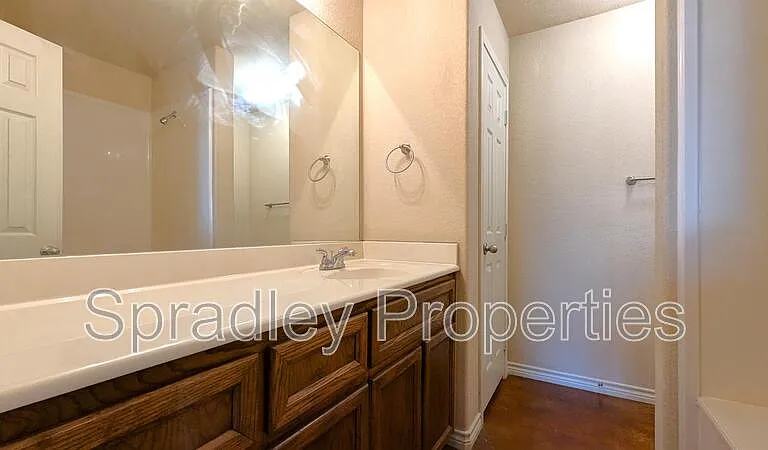 522B Pepper Spring Ct — Photo 6