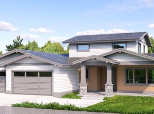 62557 Mount Hood Dr, Bend, OR 97703