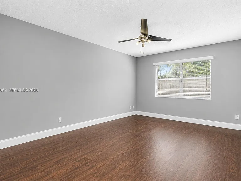 5961 N Falls Circle Dr #309 — Photo 12