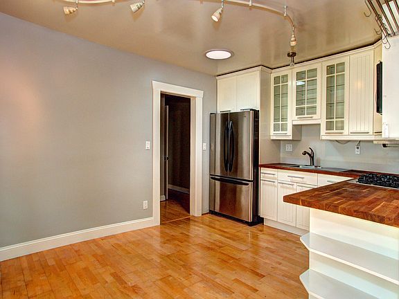 5th image of 325 Middlefield Rd