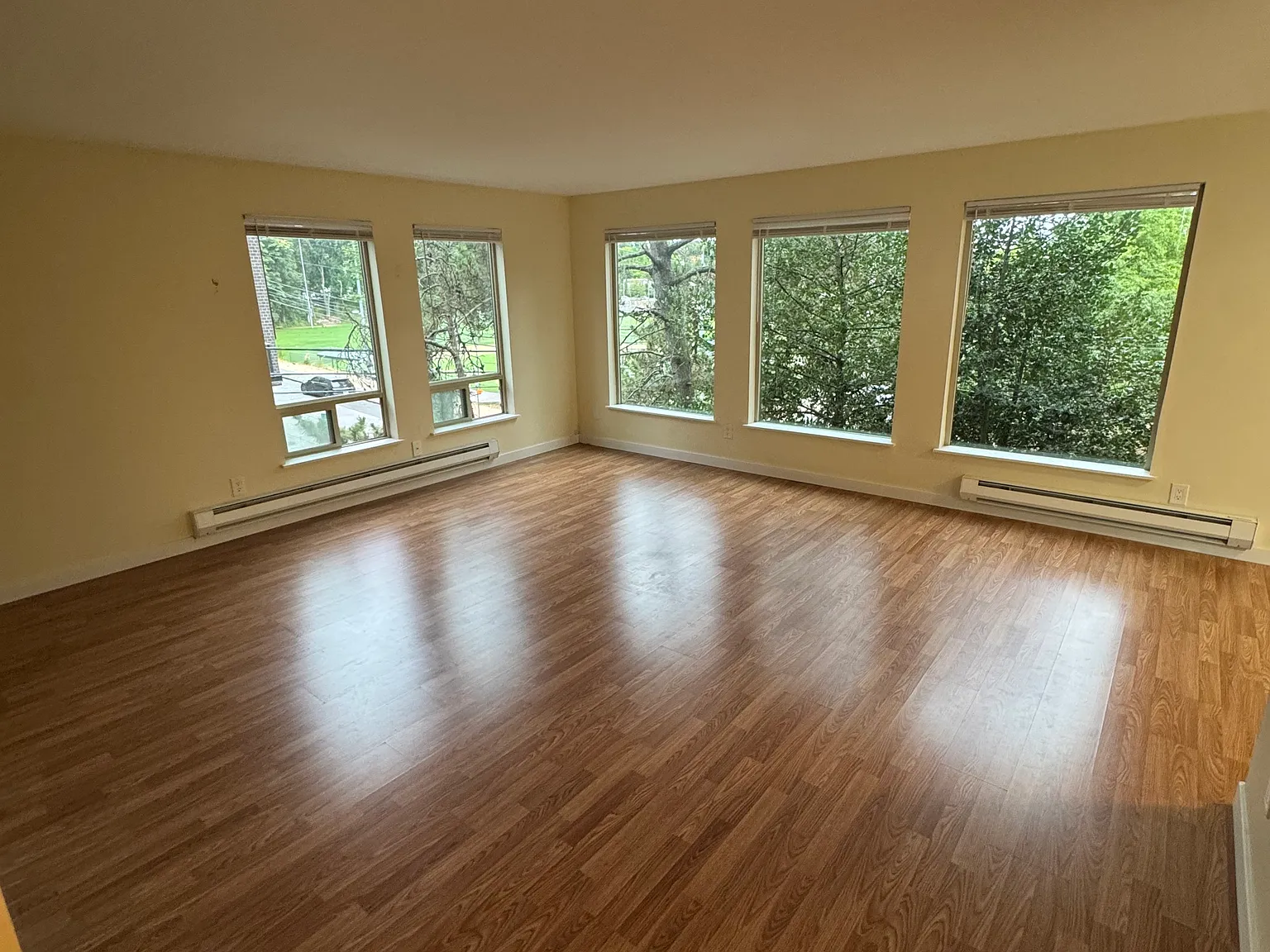 Genesee Park Apartments — Photo 3
