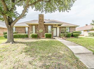 2015 Arles Ln, Carrollton, TX 75007