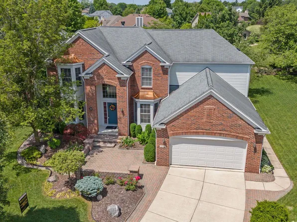 1748 Bedlington Ct, Rochester Hills, MI 48307