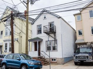 83 Garden St, Newark, NJ 07105