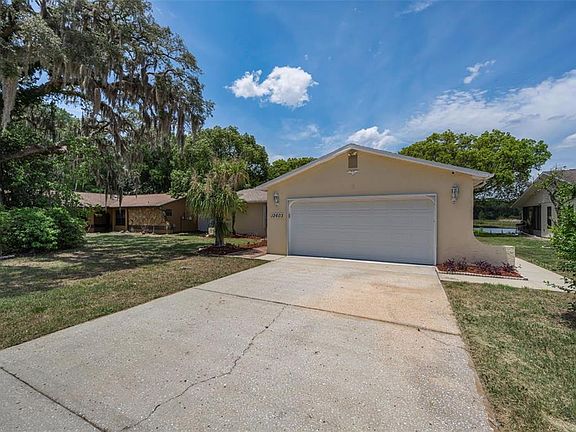 2nd image of 12603 Pecan Tree Dr