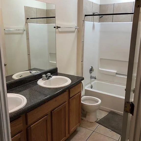 1023 W 24th St #705 — Photo 8