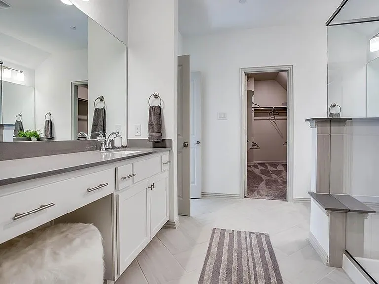6168 Silverado Trl — Photo 17