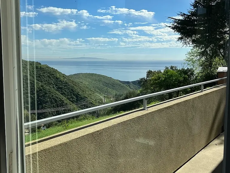 4302 Ocean View Dr — Photo 21