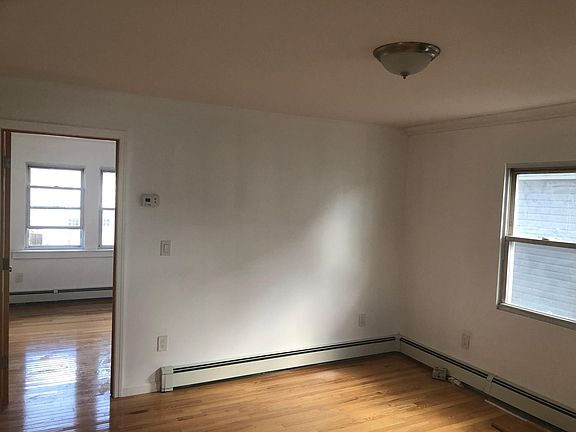5th image of 9344 20th St