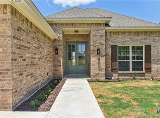 209 Country Club Rd, Marlin, TX 76661