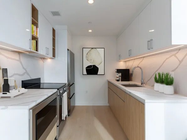 3880 9th Avenue image 5 of 23