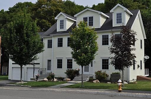 1st image of 5 Lattof Farm Cir