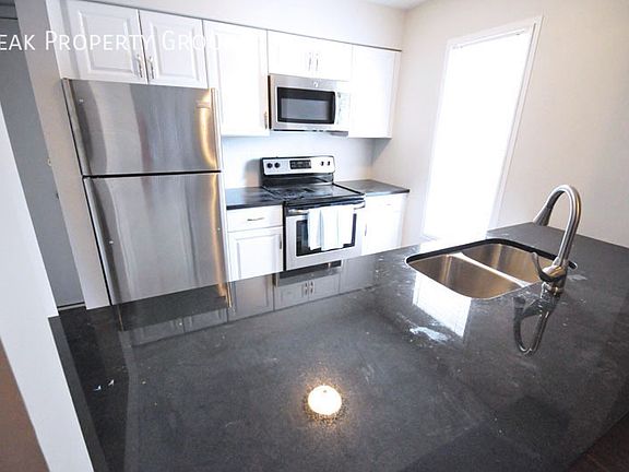 3rd image of 950 Quay Ave APT B