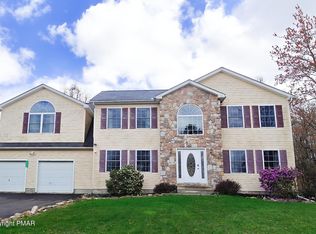 1258 Clover Rd, Long Pond, PA 18334