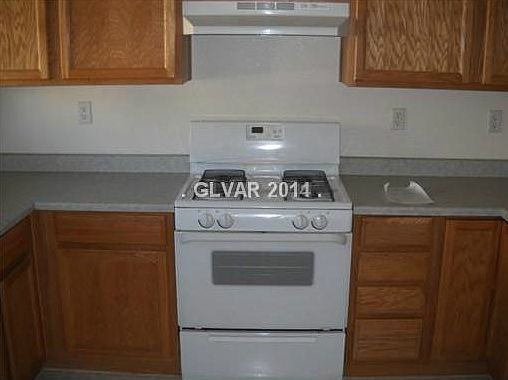 2nd image of 10338 Midnight Iris St