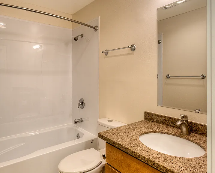 Kirkwood Apartments — Photo 5