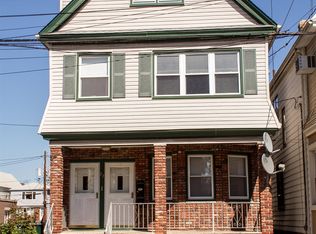 22 Story Ct, Bayonne, NJ 07002
