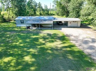 19611 McLin Rd, Livingston, LA 70754