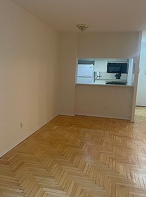 4th image of 343 E 74th St APT 11E