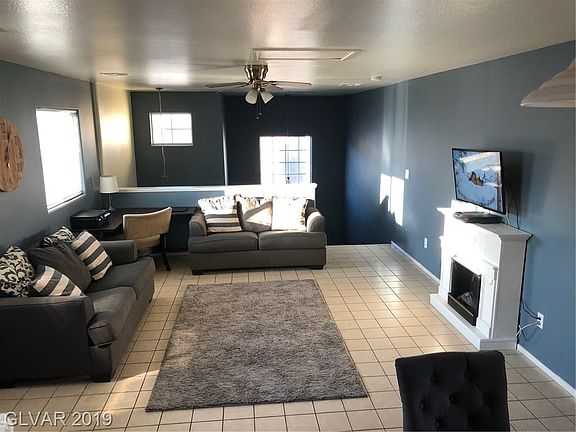 4th image of 3557 Terraza Mar Ave