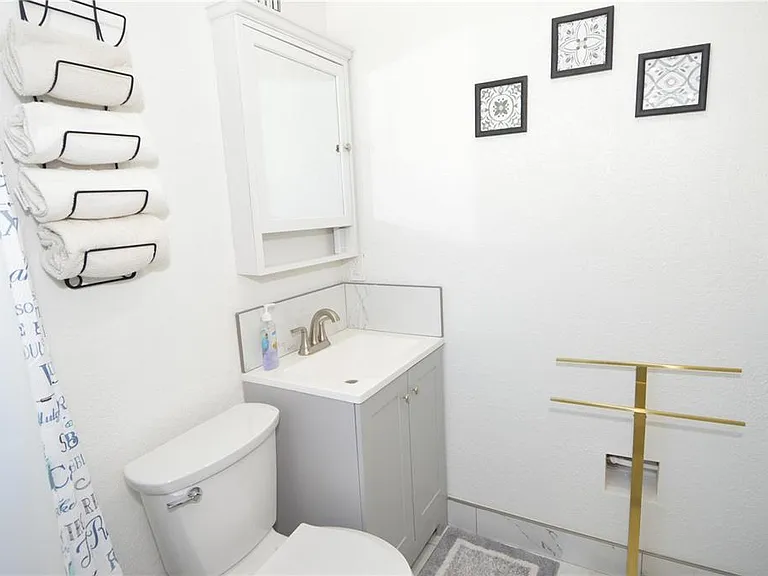 156 146th Ave E #A — Photo 30