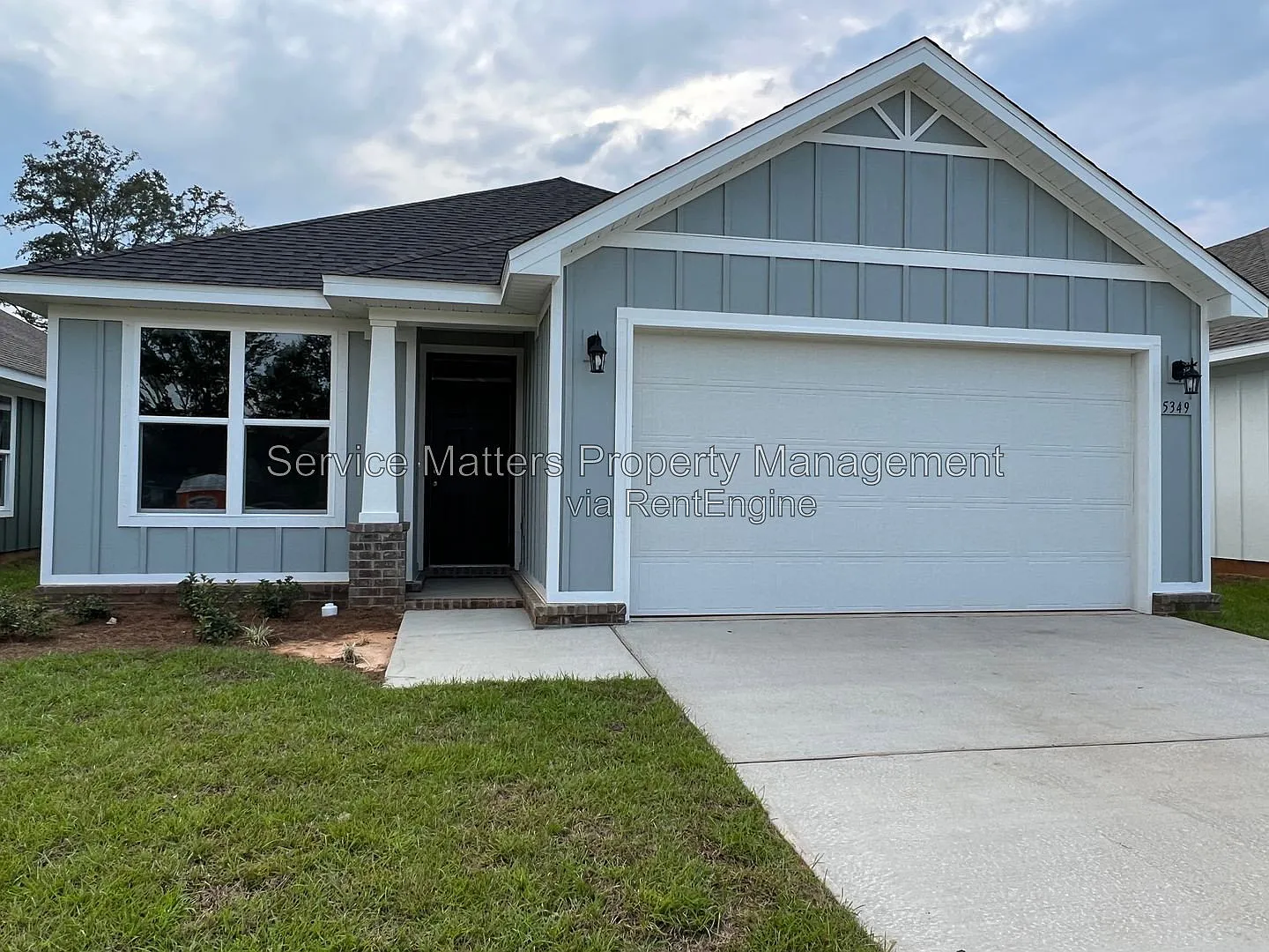 4 bed, 2.0 bath, 1752 sqft, $1,995 — Photo 2