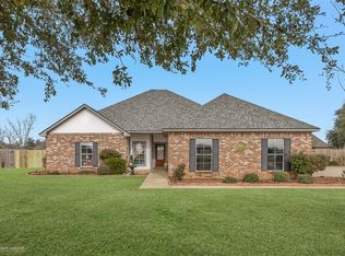445 Kingston Rd, Benton, LA 71006