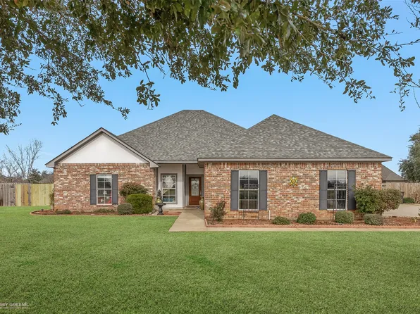 445 Kingston Rd, Benton, LA 71006