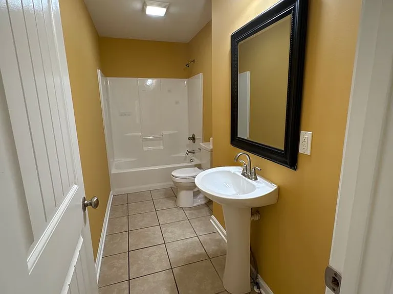 504 Wheeler St — Photo 11