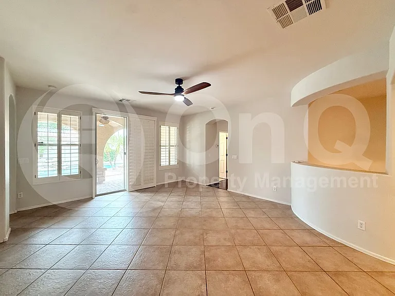 2848 E Fandango Dr — Photo 6