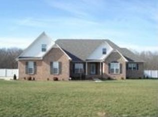 362 Hunters Landing Dr, Manchester, TN 37355